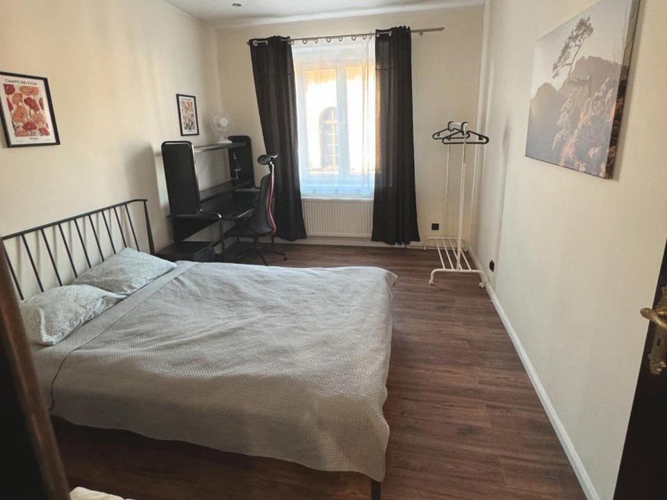 2-Room Apartment In The City Center Poznan Bagian luar foto